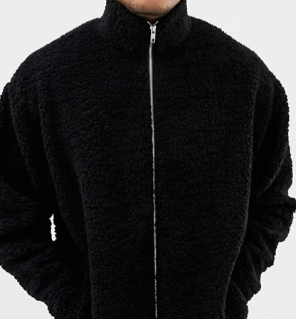 This track jacket is fluffy and warm, inside and out